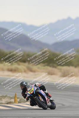 media/Sep-21-2025-Race Pace (Sun) [[98bf33ef95]]/Verified/10-Turn 10 (1150am)/